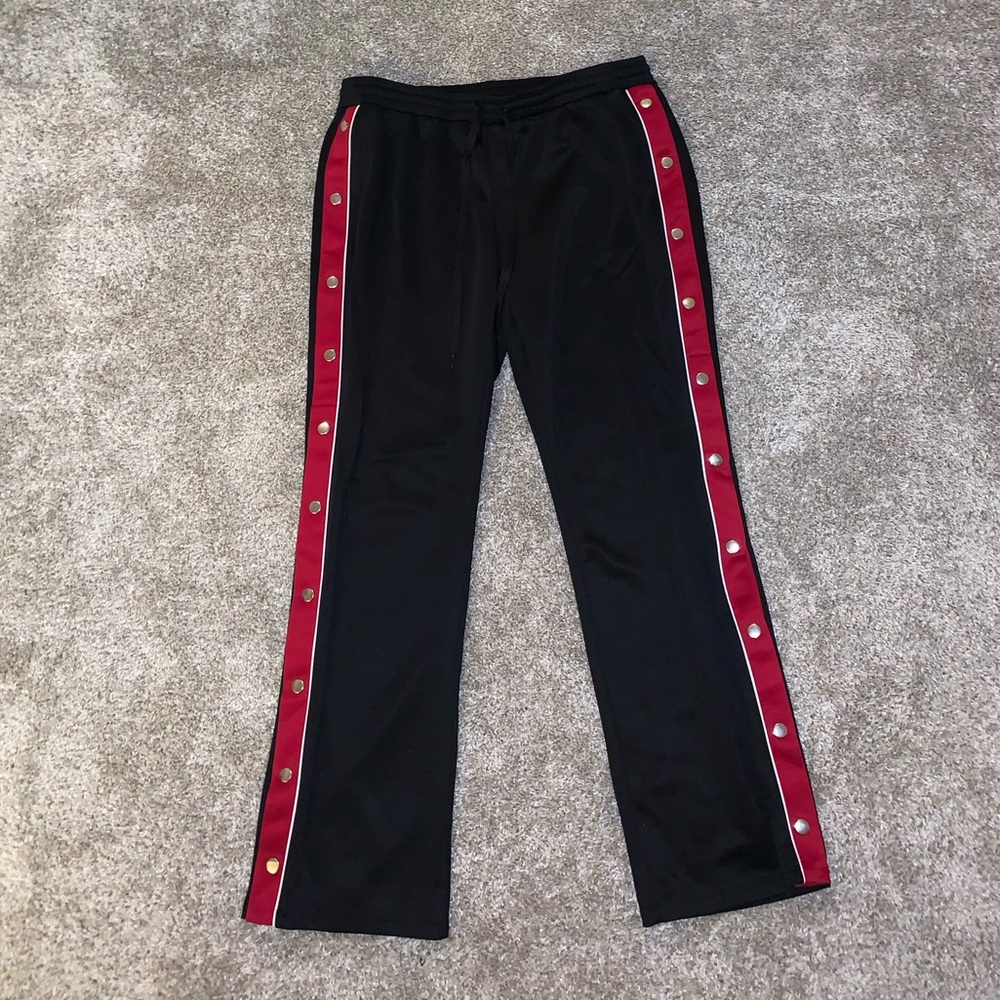 Freshman Red & Black Buttoned pants size L - Picture 3 of 7